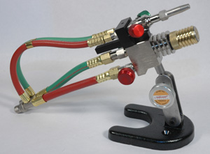 Photo of 8M and 8R torches
