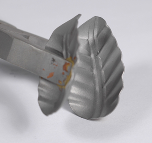 Small, curved leaf mashers