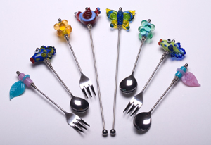 Beadable spoons and forks