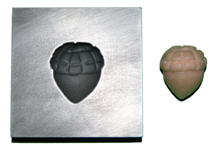 Acorn Push Mold